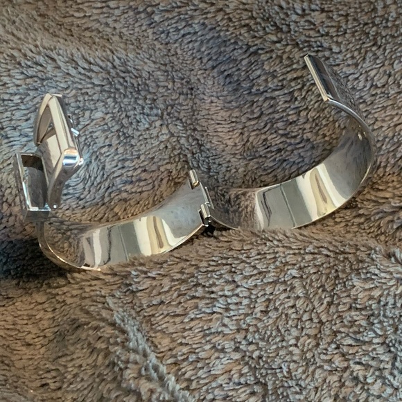 Michael Kors -  black and silver cuff - Picture 2 of 4